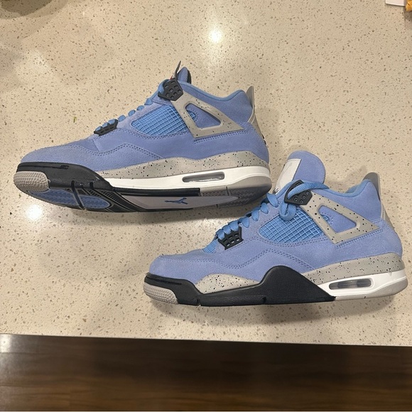 Nike NWT RARE Air Jordan 4 Retro. Size 8.5 - Picture 8 of 14